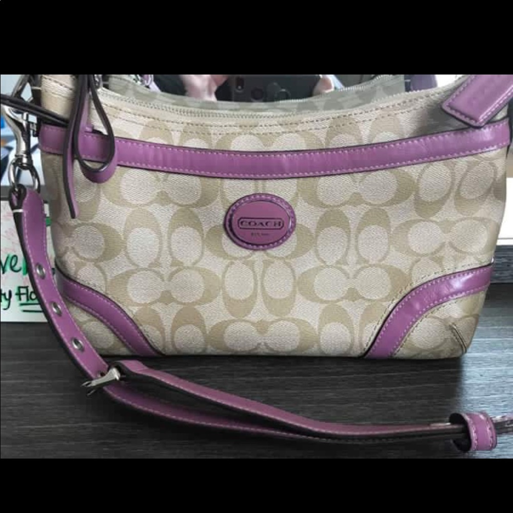 COACH PEYTON E/W SIGNATURE DUFFLE CROSSBODY PURSE